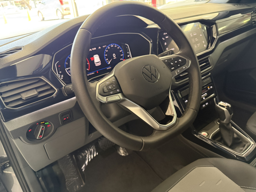 volkswagen t-cross 1.0 200 tsi total flex comfortline automatico 4p 2024