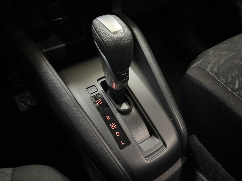 nissan kicks 1.6 16v flexstart sense xtronic flex 4p automatico 2024