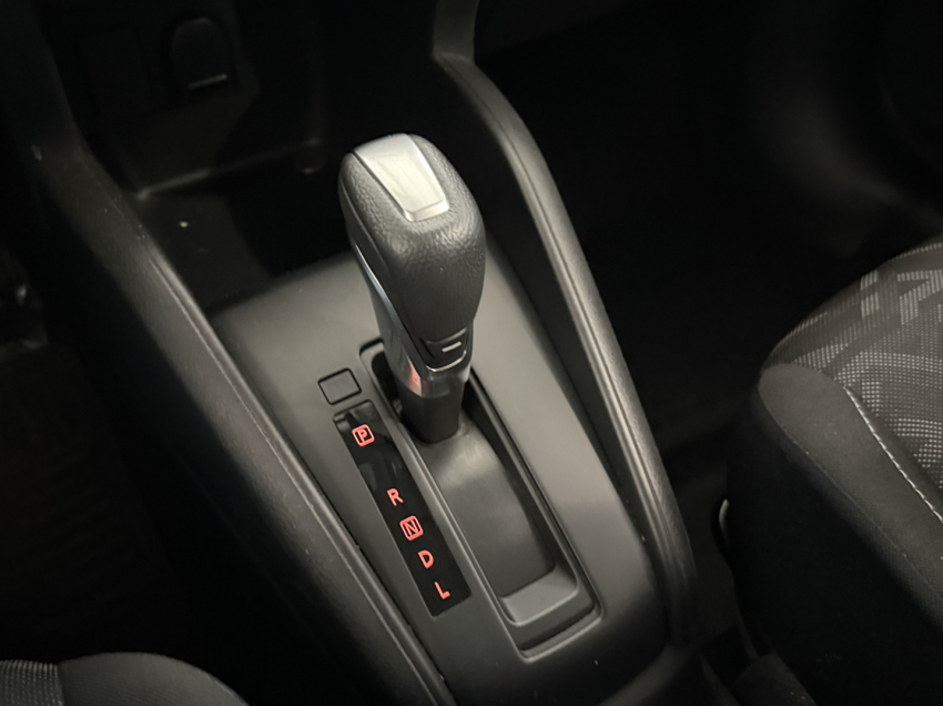 nissan kicks 1.6 16v flexstart sense xtronic flex 4p automatico 2024