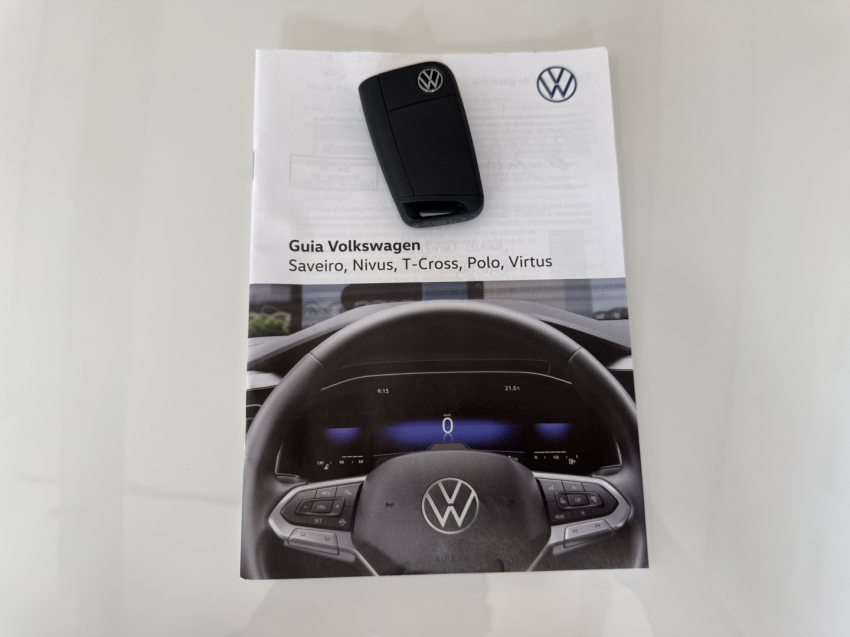 volkswagen nivus comfortline.