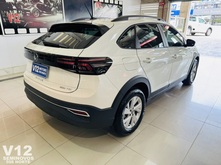 volkswagen nivus comfortline.