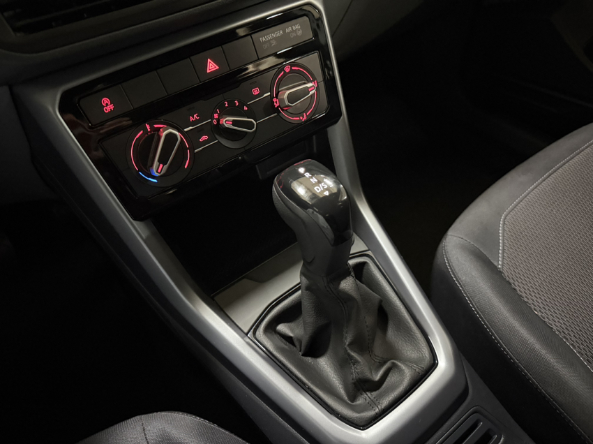volkswagen t-cross 200 tsi