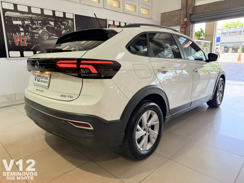 volkswagen nivus comfortline.