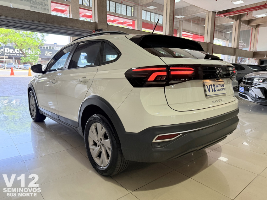 volkswagen nivus comfortline.