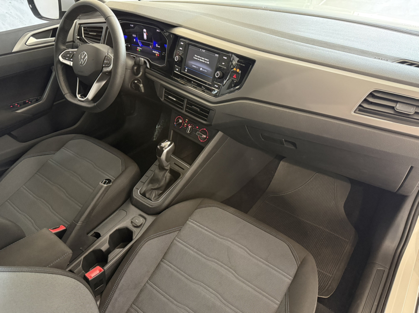 volkswagen nivus comfortline.