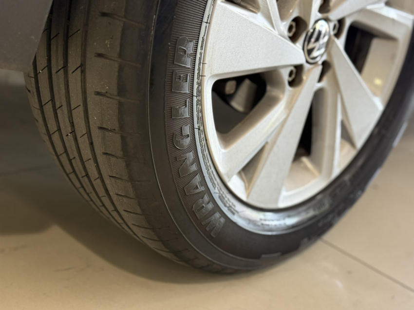 volkswagen nivus comfortline.