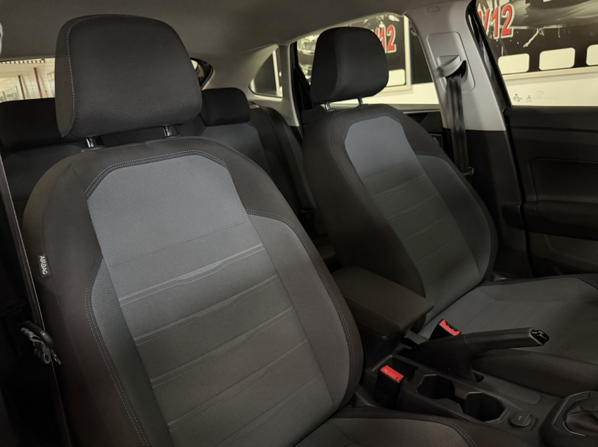 volkswagen nivus comfortline.
