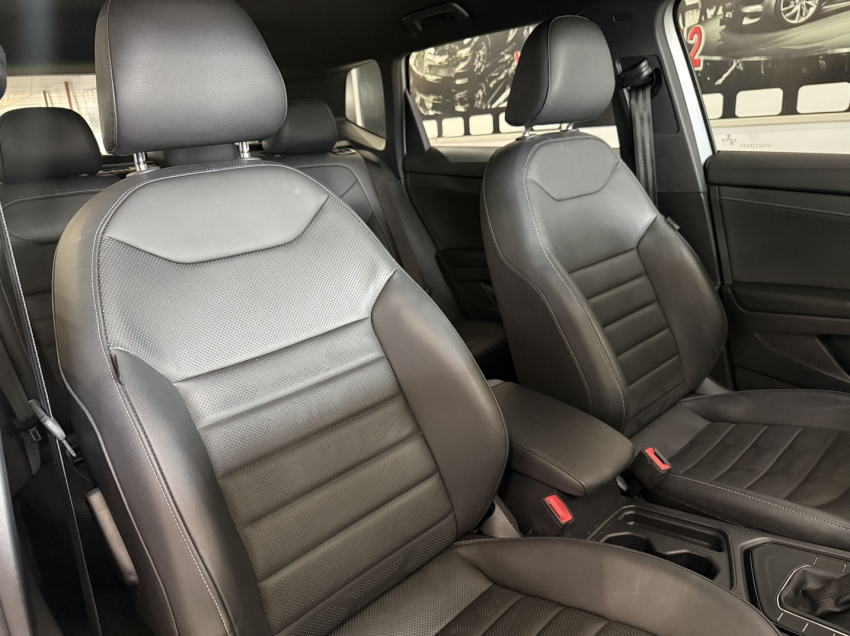 volkswagen taos highline