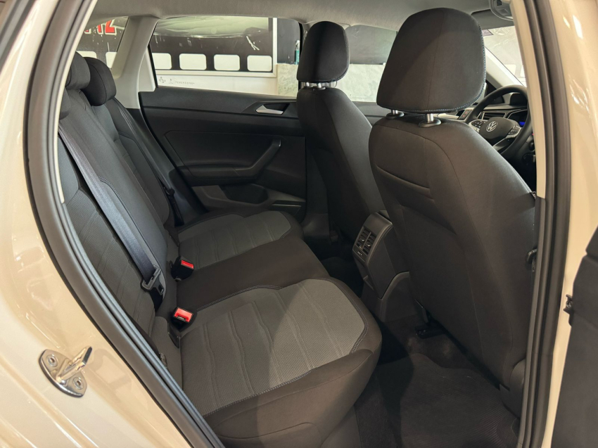 volkswagen nivus comfortline.