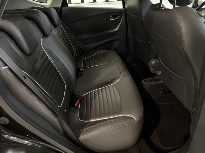 renault captur intense