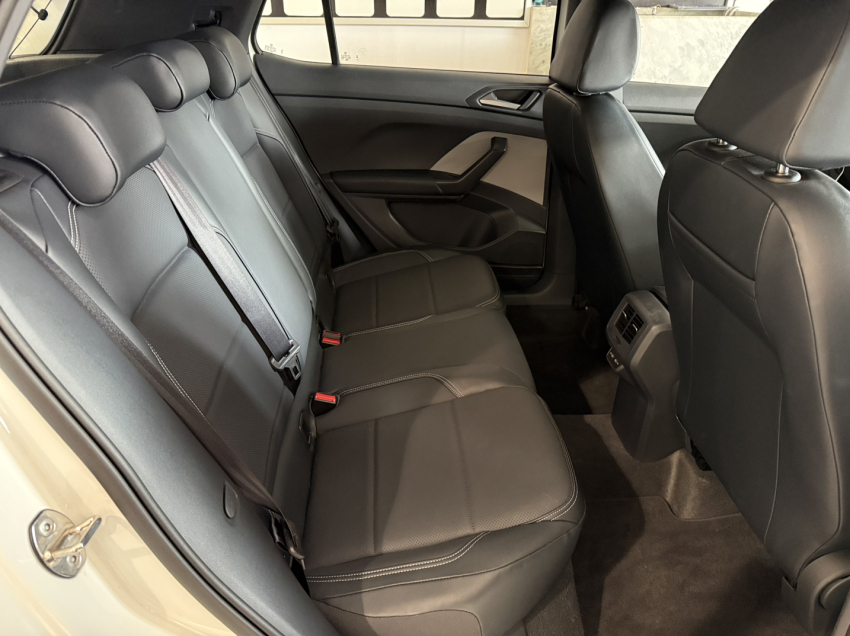 volkswagen t-cross highline12