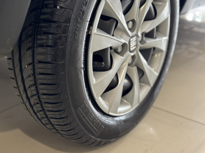 fiat mobi 1.0 evo flex like. manual 4p 20258