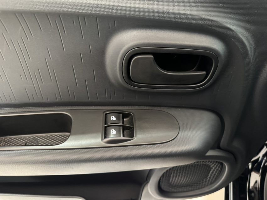 fiat mobi 1.0 evo flex like. manual 4p 20259