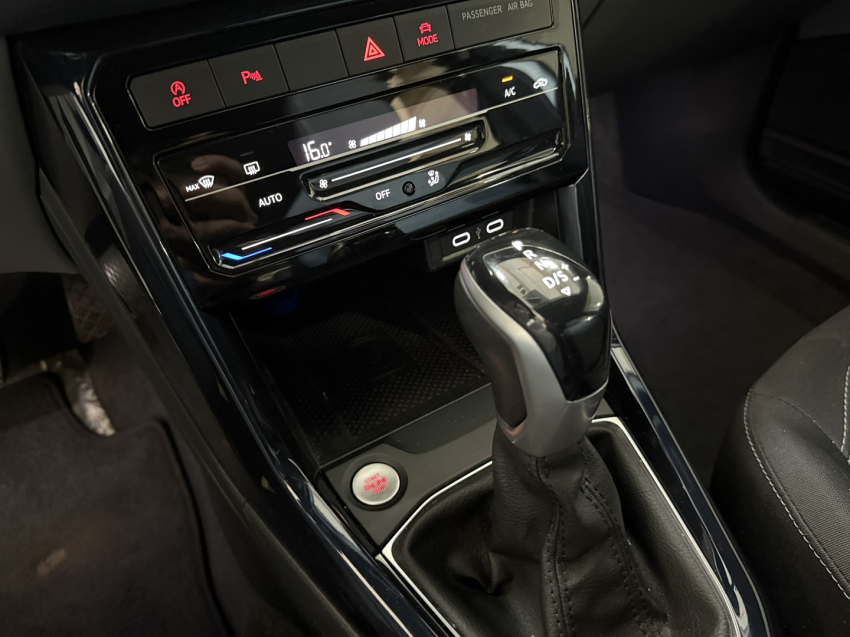 volkswagen t-cross 1.0 200 tsi total flex comfortline automatico.12