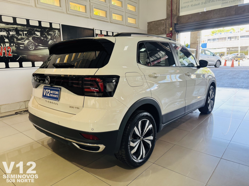 volkswagen t-cross 1.0 200 tsi total flex comfortline automatico 4p 20232