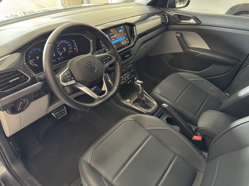 volkswagen t-cross 1.4 250 tsi total flex highline automatico 4p 202413