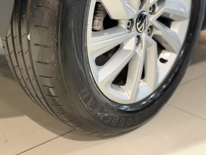 volkswagen t-cross 200 tsi7