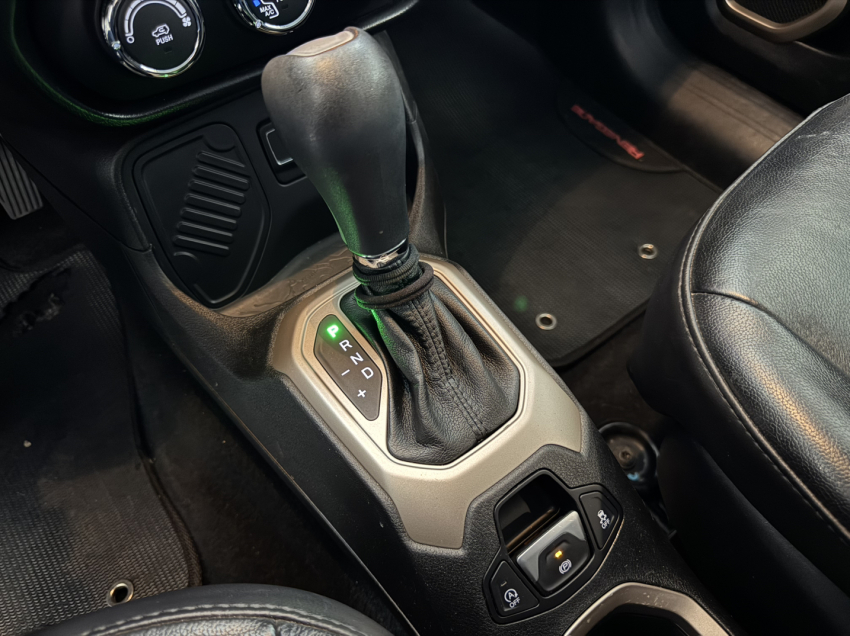 jeep renegade 1.8 16v flex sport 4p automatico 201715