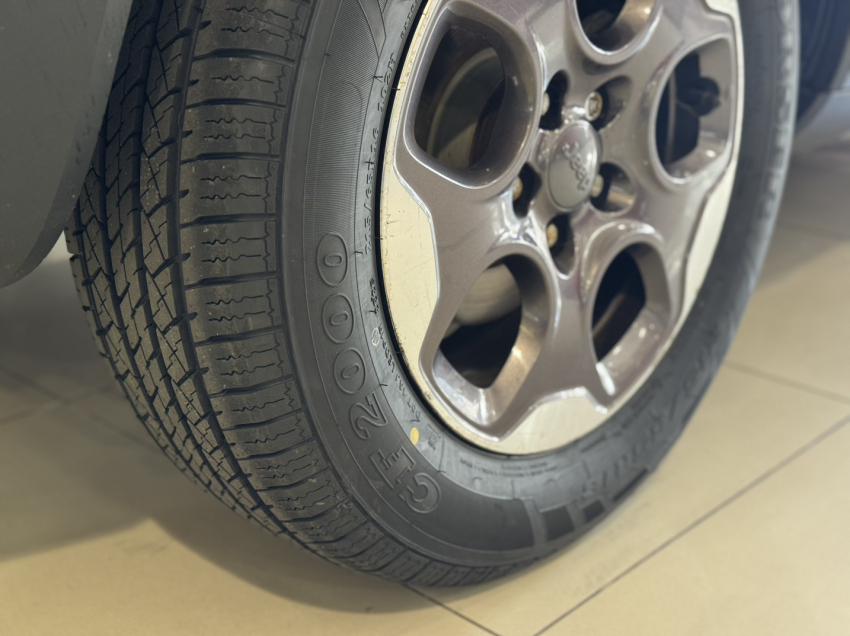 jeep renegade 1.8 16v flex sport 4p automatico 20175