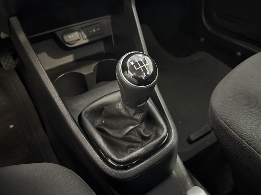 volkswagen saveiro 1.6 msi robust cs 16v flex 2p manual.9