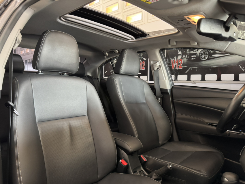 toyota yaris 1.5 16v flex sedan xls connect multidrive 4p automatico 20235