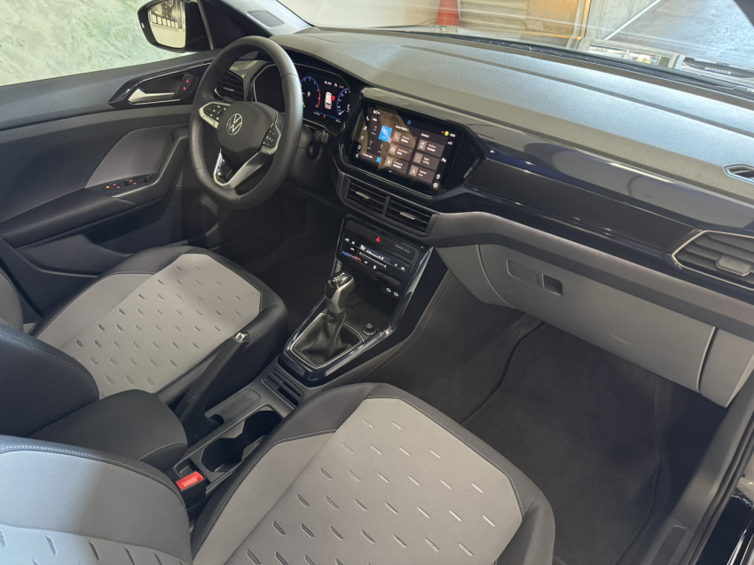 volkswagen t-cross 1.0 200 tsi total flex comfortline automatico.4