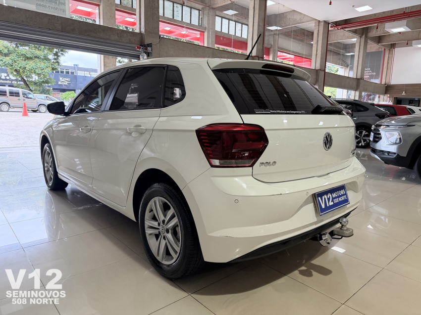 volkswagen polo comfortline + tech 23