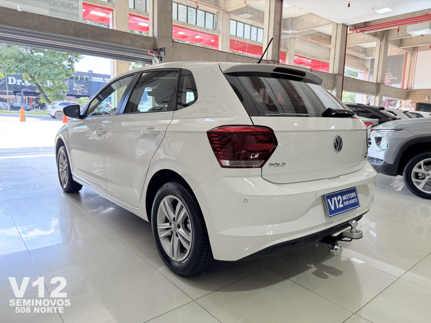 volkswagen polo comfortline + tech 23