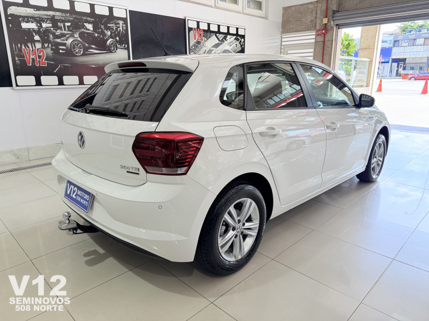 volkswagen polo comfortline + tech 22