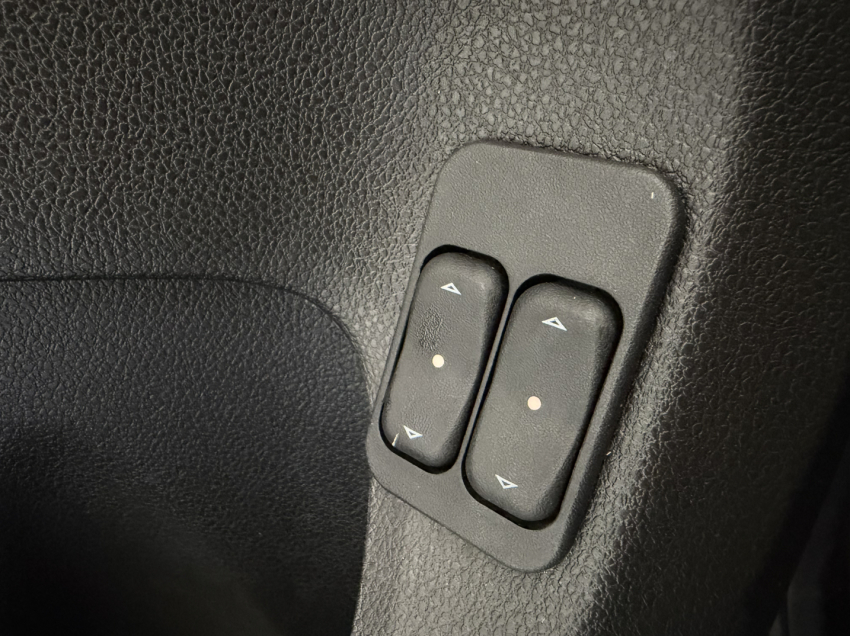 renault kwid 1.0 12v sce flex intense manual 4p 202414