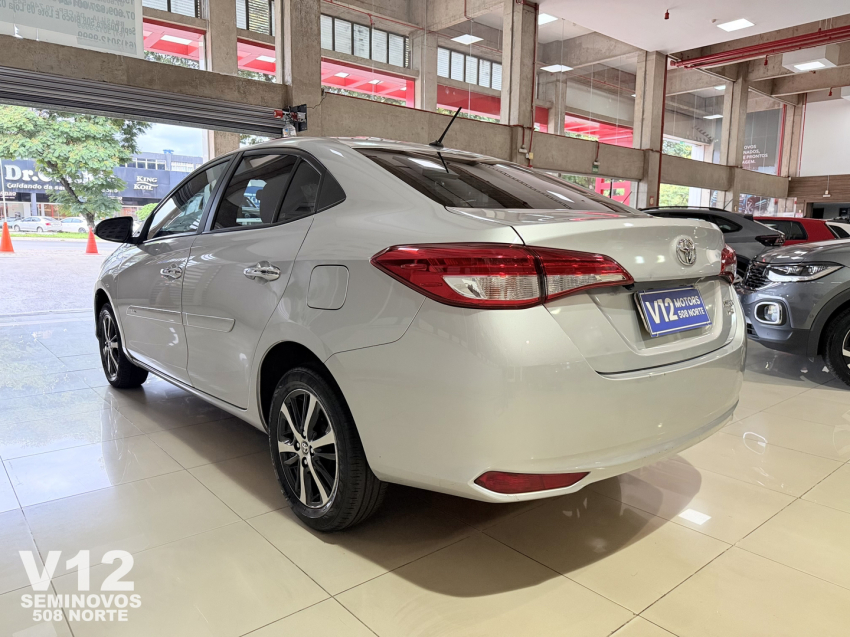 toyota yaris 1.5 16v flex sedan xls connect multidrive 4p automatico 20203