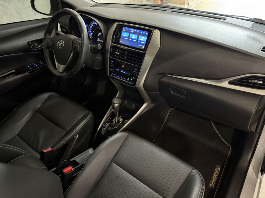 toyota yaris 1.5 16v flex sedan xls connect multidrive 4p automatico 20204