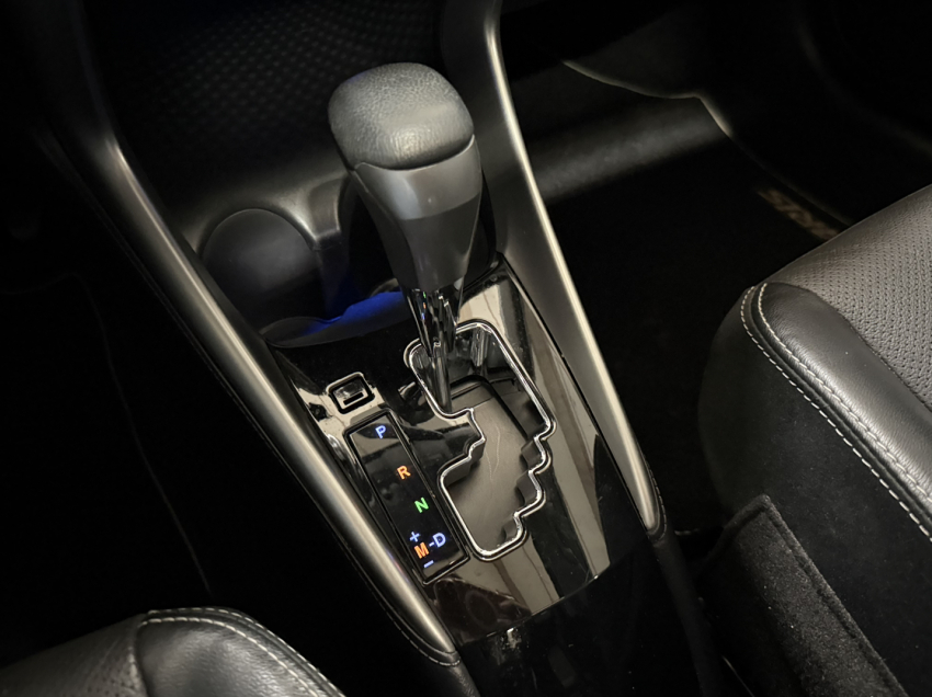 toyota yaris 1.5 16v flex sedan xls connect multidrive 4p automatico 202013