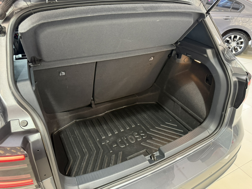 volkswagen t-cross highline top + teto solar11