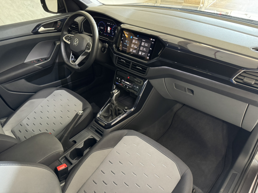 volkswagen t-cross 1.0 200 tsi total flex comfortline automatico 4p 20244