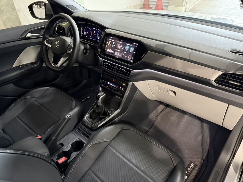 volkswagen t-cross highline4