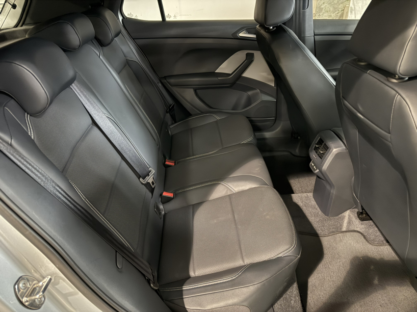 volkswagen t-cross highline11