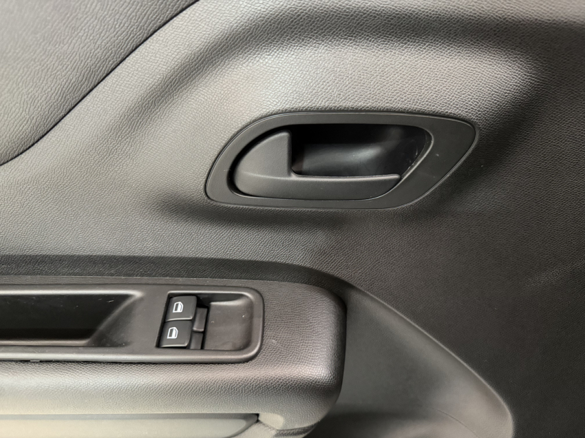 citroen c3 1.0 firefly flex live9