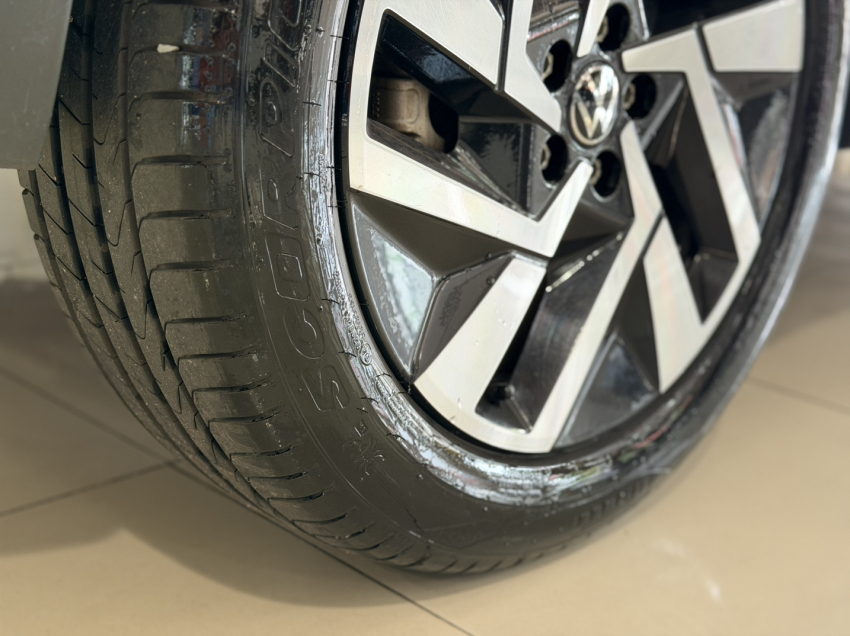 volkswagen t-cross 1.0 200 tsi total flex comfortline automatico 4p 20259