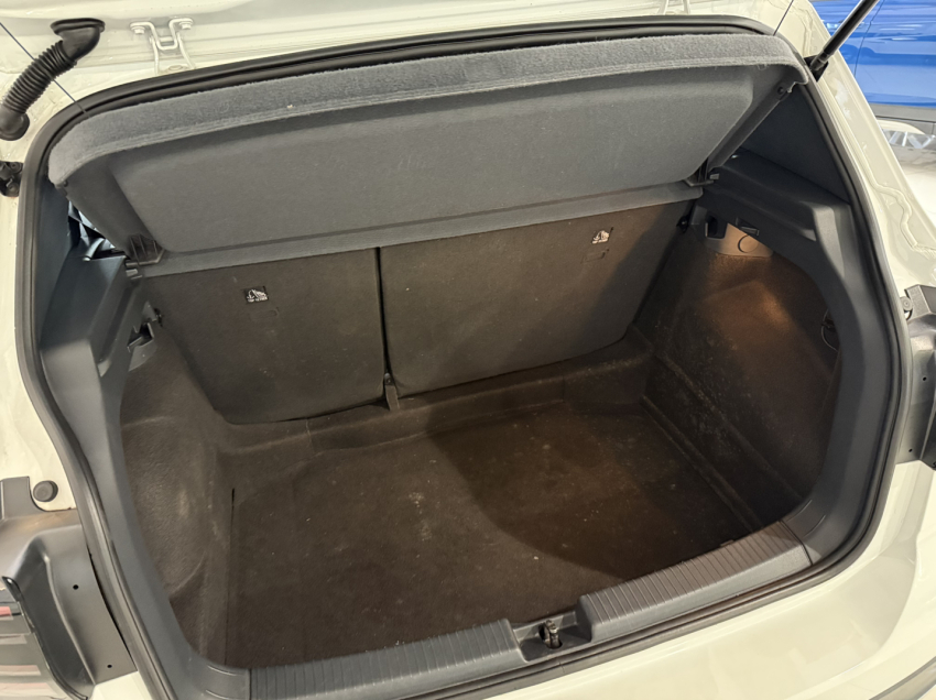 volkswagen t-cross highline12