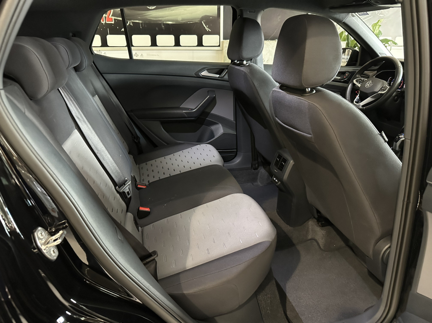 volkswagen t-cross 1.0 200 tsi total flex comfortline automatico 4p 20239