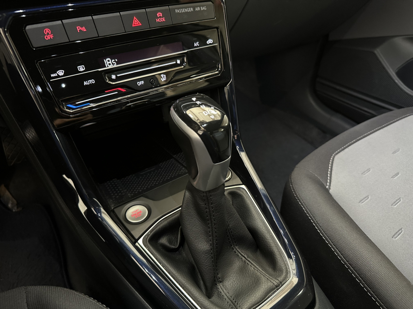 volkswagen t-cross 1.0 200 tsi total flex comfortline automatico 4p 20235