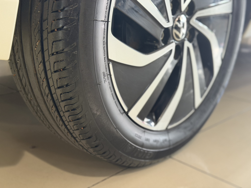 volkswagen polo 1.0 170 tsi highline automatico10