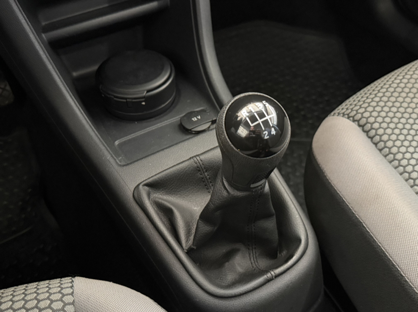 volkswagen up move tsi11