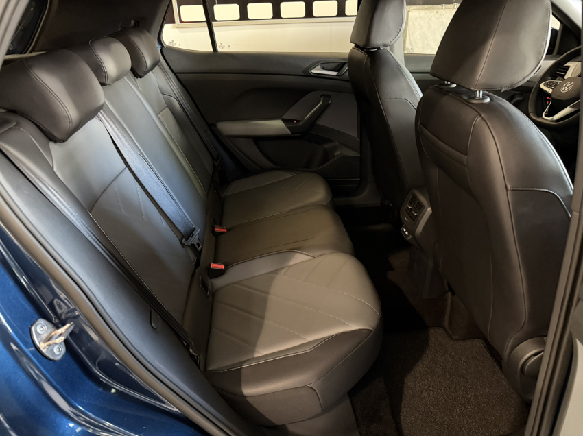 volkswagen t-cross 1.0 200 tsi total flex comfortline automatico 4p 202515