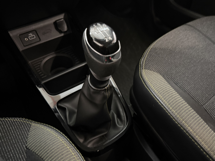 renault kwid 1.0 12v sce flex outsider manual 4p 20238