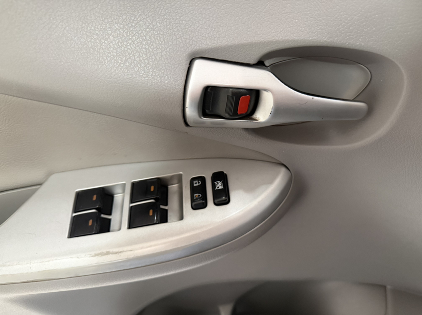 toyota corolla 2.0 xei 16v flex 4p automatico.10