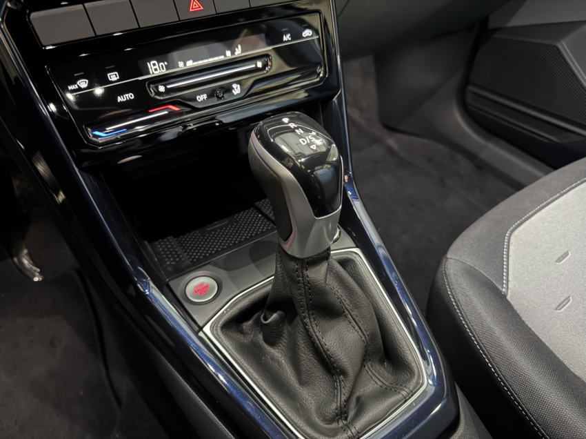 volkswagen t-cross 1.0 200 tsi total flex comfortline automatico.11