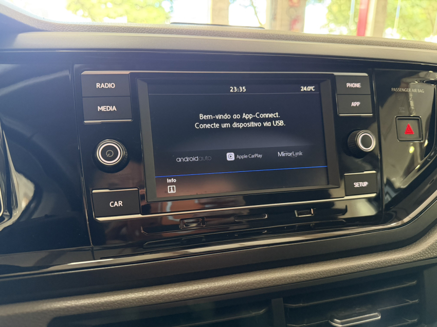 volkswagen polo comfortline + tech 25