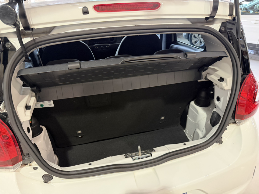 fiat mobi 1.0 evo flex like. manual 4p 202410